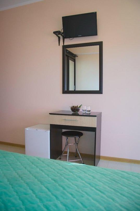 Guest House Arlen Gantiadi Extérieur photo
